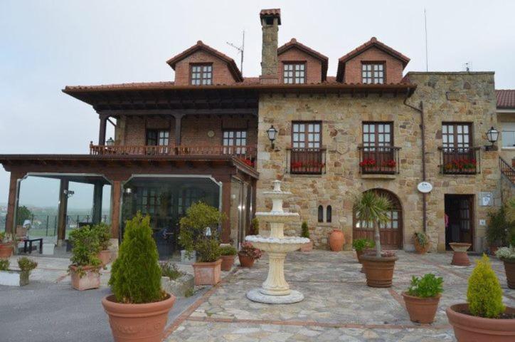 Habitaciones Y Estudios- Hotel "Posada De Cantabria El Solar" - Cenas Y Gintonic- Bar -Terraza Panoramica Galizano Exterior foto