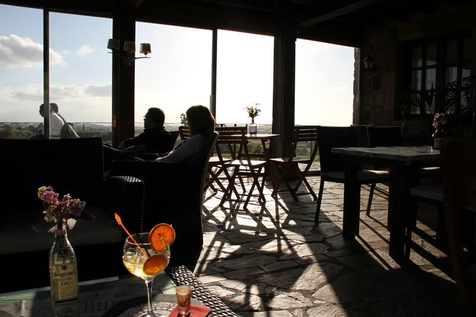 Habitaciones Y Estudios- Hotel "Posada De Cantabria El Solar" - Cenas Y Gintonic- Bar -Terraza Panoramica Galizano Exterior foto